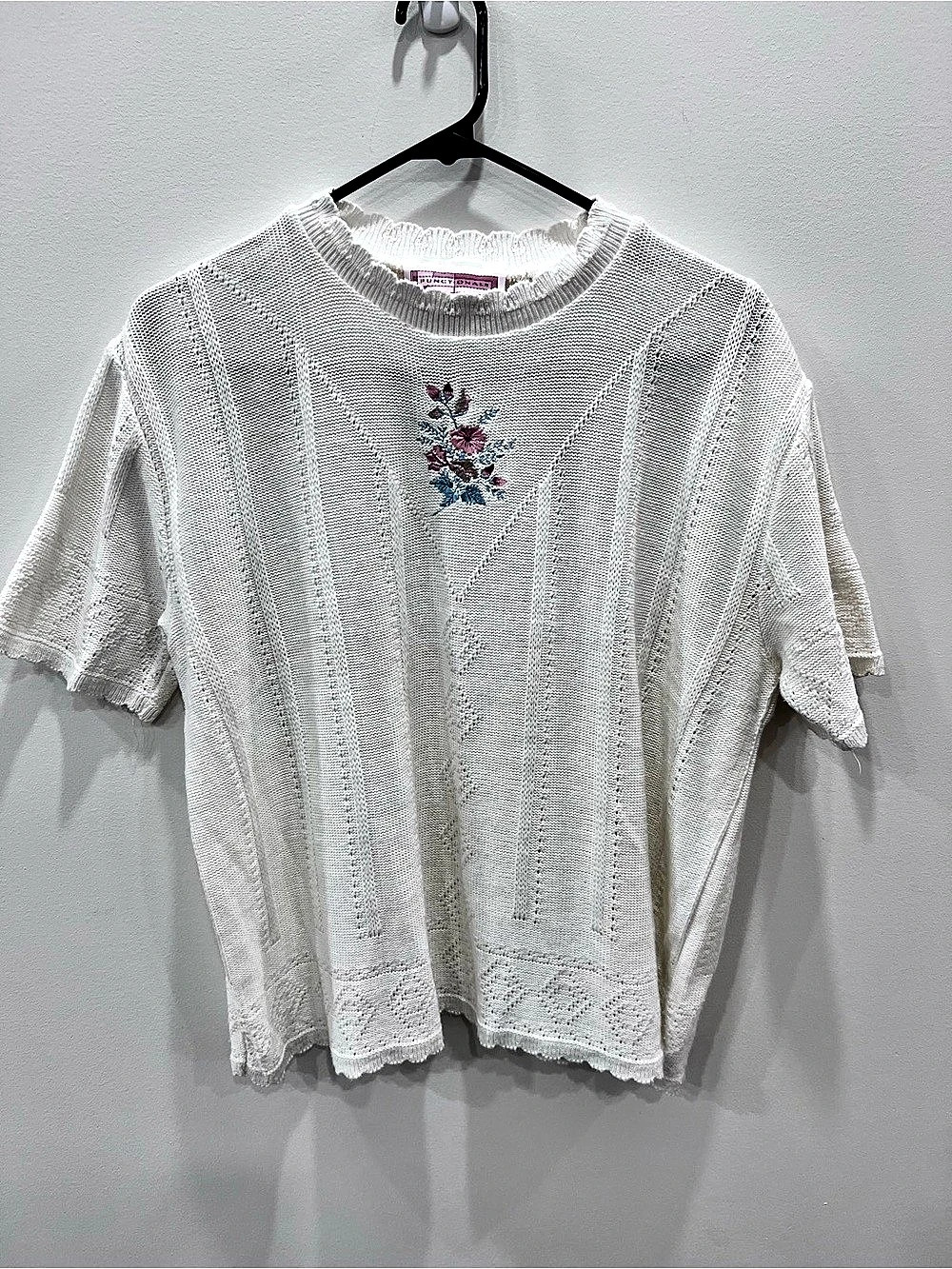 Vintage Functional White Floral Embroidered Pointelle Knit Sweater Top